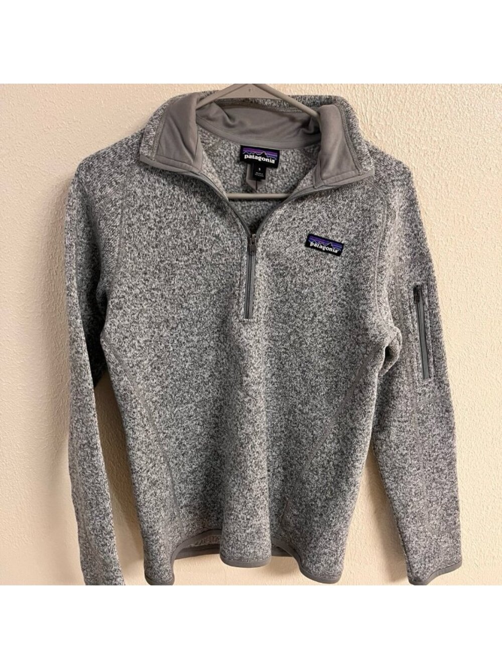Patagonia Women's Better Sweater 1/4-Zip Fleece Pullover in a heathered gray SM